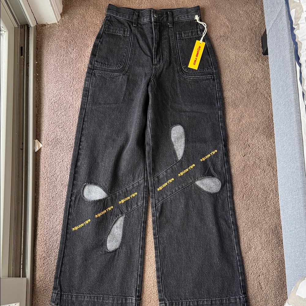 Round two Trendy Black Jeans